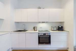 Bezugsfreie 3-Zimmerwohnung mit ca. 65 m² Privatgarten und Terrasse in sehr zentraler Mitte-Lage – Chausseestraße 108, 10115 Mitte (Ortsteil), Berlin – Vorschaubild 5