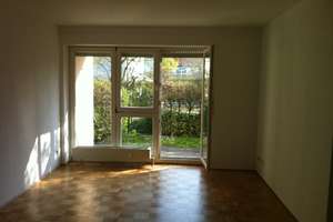Attraktive 2-Zimmer-Wohnung mit Terrasse, kleinem Garten,  plus TG-Stellplatz am Fürstl. Rennplatz – Roter-Brach-Weg 132, 93049 Westenviertel, Regensburg – Vorschaubild 2