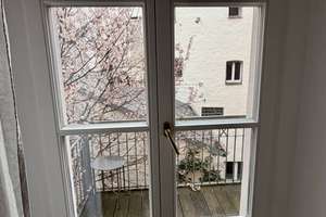 Attraktive Wohnung mit Balkon im 2. OG in Regensburg-Innenstadt – Die vollständige Adresse der Immobilie erhältst du vom Anbieter., 93047 Innenstadt, Regensburg – Vorschaubild 1