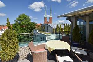 Exklusive Penthouse-Wohnung mit  2x TG-Stellplätzen und Traumblick über die Trave auf die Altstadt! – Die vollständige Adresse der Immobilie erhältst du vom Anbieter., 23560 Innenstadt, Lübeck – Vorschaubild 14