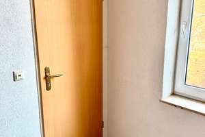 Chemnitz: Vermietete 2-Raumwohnung mit Balkon und Einbauküche, in ruhiger Lage! – Die vollständige Adresse der Immobilie erhältst du vom Anbieter., 9126 Gablenz, Chemnitz – Vorschaubild 7