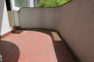Barrierefreie Altbau- Stadtwohnung | Sandsteinfassade | Hohe Decken | Aufzug | vis-a-vis Malkasten – 40479 Pempelfort, Düsseldorf – Vorschaubild 3