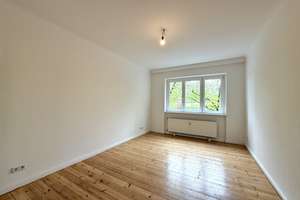 Traumhafte 2,5 Zimmerwohnung mit Balkon und Tageslichtbad – Holzmannstraße 4, 12099 Tempelhof, Berlin – Vorschaubild 10