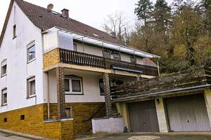 Ruhige Lage am Fuße des Lichtenberger Schlosses: Verträumtes 1-bis 2-FH mit Garten, Garagen, Scheune – Die vollständige Adresse der Immobilie erhältst du vom Anbieter., 64405 Fischbachtal – Vorschaubild 1
