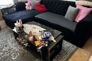 Helle 2-Zimmer Wohnung mit Balkon im 2. OG in Köln-Raderberg