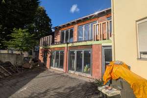 Wohnen mit Charakter: Mehrfamilienhaus in Frankfurt-Bonames – 60437 Bonames, Frankfurt am Main – Vorschaubild 5