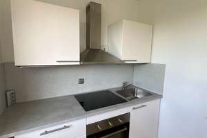 Helle 1-Zimmer Wohnung im 5. OG  - Schwimmbad in der Wohnanlage – Plievierpark 18, 81737 Neuperlach, München – Vorschaubild 8