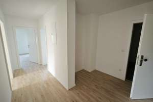 Attraktive 3-Zimmer-Wohnung in modernisiertem Mehrfamilienhaus – perfekte Kapitalanlage! – Die vollständige Adresse der Immobilie erhältst du vom Anbieter., 57577 Hamm (Sieg) – Vorschaubild 4