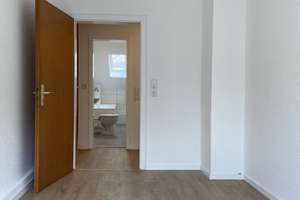 *** Stilvoll sanierte Wohnung in DG *** – Gronaustr. 46, 42285 Barmen, Wuppertal – Vorschaubild 23