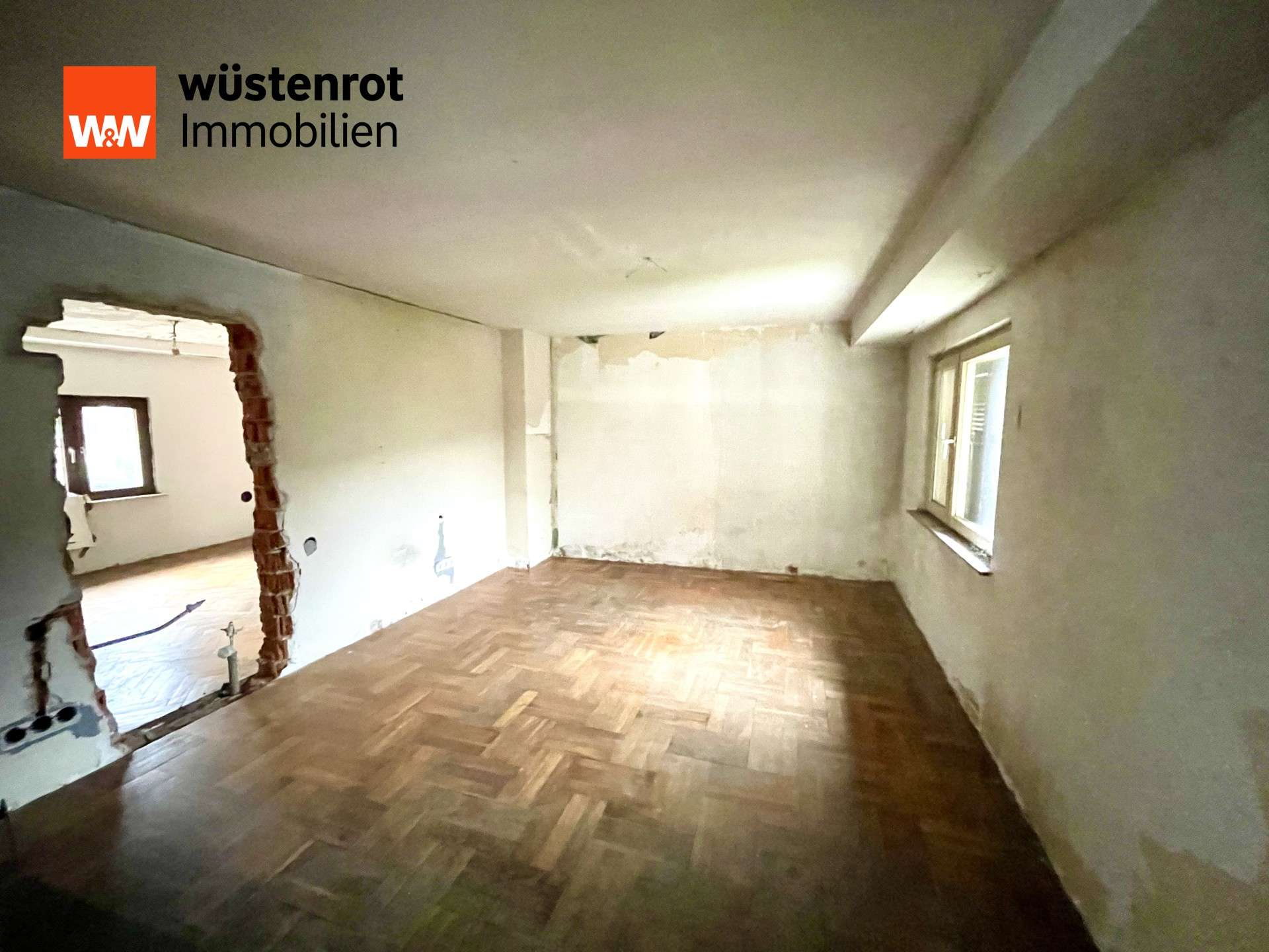 Immobilie in Forbach - *Idyllisches Schwarzwald-Juwel: Freistehendes Haus mit großem Potenzial und herrlichen Fernblick* - Bild 0