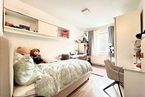 Sonne, Platz & Wohnkomfort – kernsaniertes Zuhause mit Westterrasse – Die vollständige Adresse der Immobilie erhältst du vom Anbieter., 50858 Junkersdorf, Köln – Vorschaubild 9