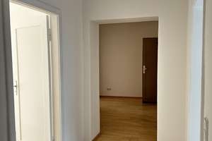 Bezugsfreie 3-Zimmer Wohnung im 4. Obergeschoss – Die vollständige Adresse der Immobilie erhältst du vom Anbieter., 10243 Friedrichshain, Berlin – Vorschaubild 11
