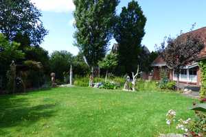 ROTKLINKER-ENSEMBLE MIT KL. ELW & MIT UNEINSEHB. GARTEN! DO-GARAGE F. OLDTIMERFREUNDE! WOMO STELLPL. – Bad Doberan (Kreis) – Vorschaubild 3