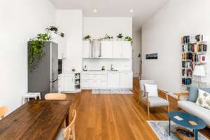 Bezugsfreie 2-Zimmer-Dachgeschosswohnung  in Berlin-Steglitz – Die vollständige Adresse der Immobilie erhältst du vom Anbieter., 12163 Steglitz, Berlin – Vorschaubild 2