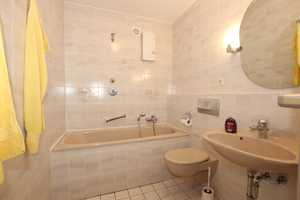 Aussergewöhnliche  Studio-Wohnung mit zwei Balkonen in gepflegtem Wohnhaus – Hoher Weg 12, 47137 Duisburg – Vorschaubild 20
