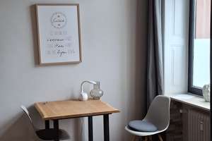 Moderne, voll möblierte 1,5-Zimmer-Wohnung in zentraler Lage/Fully furnished 1.5-room apartment in c