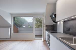 Dachgeschoss, 2 Zimmer, offene Wohnküche in Hummelsbüttel – Timmkoppel 2, 22339 Hummelsbüttel, Hamburg – Vorschaubild 3