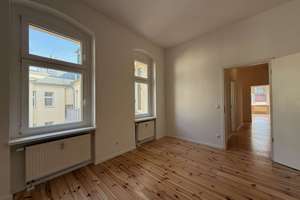 Bezugsfreie, große 3-Zimmer-Altbauwohnung mit Wohnküche, 2 Balkonen & Fahrstuhl – ideal für Familien – Berliner Allee 253, 13088 Weißensee, Berlin – Vorschaubild 16