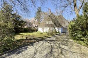 Stilvolles Einfamilienhaus mit großem Garten – H.-C.-Junge-Weg 9, 28355 Oberneuland, Bremen – Vorschaubild 3