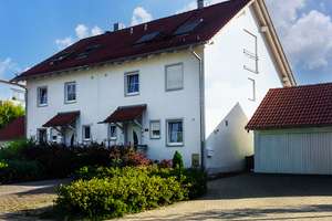 Endlich genug Platz: Herrliche 5 - Zimmer DHH mit Terrasse, Garten, EBK, 2 Bädern und Doppelgarage – Amselstr. 22, 85356 Freising – Vorschaubild 2