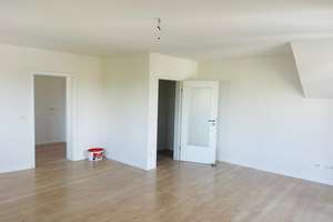 Großzügige und helle 3-Zimmer-Wohnung (107 m²) in zentraler Lage von Bobingen – Hochstraße 19, 86399 Bobingen – Vorschaubild 12