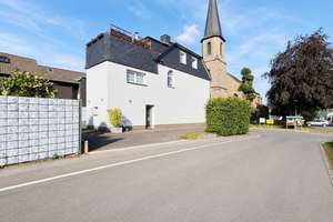 Behagliche Dachgeschosswohnung mit Dachterrasse in Wipperfürth-Kreuzberg zu verkaufen – Westfalenstraße 11, 51688 Wipperfürth – Vorschaubild 3