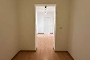 Schöne 2 Zimmer Wohnung zu vermieten – Adersstraße 2, 40215 Düsseldorf – Vorschaubild 7