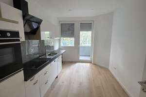 Erstbezug nach Sanierung 3 Zimmer mit  Einbauküche Terrasse WG- geeignet – Die vollständige Adresse der Immobilie erhältst du vom Anbieter., 76135 Weststadt, Karlsruhe – Vorschaubild 2