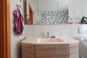 Großzügiges Einfamilienhaus mit Garten, Sauna und viel Platz auf 179 m²! – Die vollständige Adresse der Immobilie erhältst du vom Anbieter., 53804 Much – Vorschaubild 17