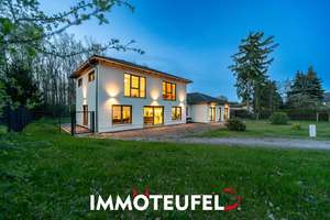 Exklusives Wohnensemble aus Stadtvilla und Bungalow auf großem Grundstück – stilvoll, effizient und  – Die vollständige Adresse der Immobilie erhältst du vom Anbieter., 9114 Glösa-Draisdorf, Chemnitz – Vorschaubild 2
