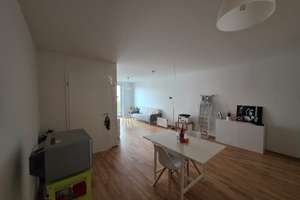 Spacious 2-Room Apartment with Terrace & Parking – Egger Straße 71, 94469 Deggendorf – Vorschaubild 5