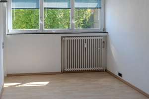 Renovierte 4-Zimmer-Wohnung (ca.100 m²) mit Balkon, Gartenblick & Garage – provisionsfrei – Die vollständige Adresse der Immobilie erhältst du vom Anbieter., 41236 Grenzland-Stadion, Mönchengladbach – Vorschaubild 14