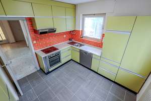 Einfamilienhaus mit Garten, Terrasse und Garage in Bonn-Niederholtorf – Die vollständige Adresse der Immobilie erhältst du vom Anbieter., 53229 Holtorf, Bonn – Vorschaubild 9