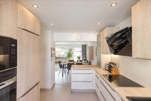 Einziehen und Wohlfühlen: Modern saniertes Reihenmittelhaus in Stein – Die vollständige Adresse der Immobilie erhältst du vom Anbieter., 90547 Stein – Vorschaubild 3