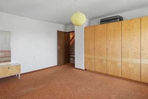 Charmantes Reihenhaus mit Garten und Garage in Schwenningen – Die vollständige Adresse der Immobilie erhältst du vom Anbieter., 78056 Schwenningen, Villingen-Schwenningen – Vorschaubild 8