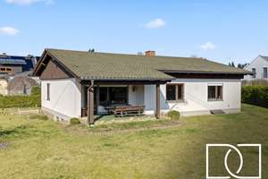 Traumhaftes Eckgrundstück! Barrierearmer Bungalow mit Keller in ruhiger Lage