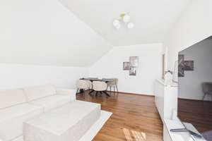 Attraktive 2-Zimmer-Wohnung in Augsburg-Lechhausen – Die vollständige Adresse der Immobilie erhältst du vom Anbieter., 86165 Lechhausen-Ost, Augsburg – Vorschaubild 3