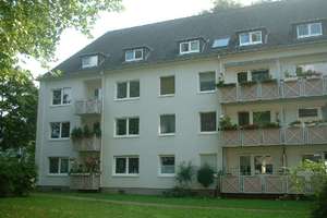 *** Moderne 3,5-Zi-Wohnung mit Balkon in beliebter Lage von Essen-Frohnhausen *** – Overrathstr. 19, 45144 Frohnhausen, Essen – Vorschaubild 2