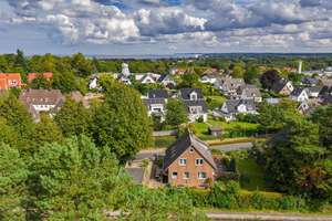 Einfamilienhaus in Timmendorfer Strand mit 5 Zimmern, Vollkeller, Garten und Garage für die Familie – Die vollständige Adresse der Immobilie erhältst du vom Anbieter., 23669 Timmendorfer Strand – Vorschaubild 2