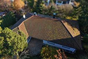Seltene Gelegenheit Reutlingen, Achalm – Einfamilienhaus mit Einliegerwohnung auf über 1.500 m² – Die vollständige Adresse der Immobilie erhältst du vom Anbieter., 72766 Reutlingen-Mitte, Reutlingen – Vorschaubild 2