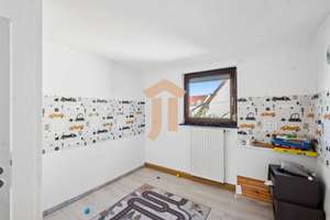 Sofort verfügbares 1-2 Familienhaus in Leingarten - zentral und ruhig – Die vollständige Adresse der Immobilie erhältst du vom Anbieter., 74211 Leingarten – Vorschaubild 9