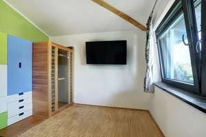 VERKAUF: Traumhaus in ruhiger Lage – Pool, Sauna & Whirlpool inklusive! – Die vollständige Adresse der Immobilie erhältst du vom Anbieter., 82205 Gilching – Vorschaubild 25