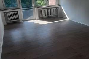 * Frisch saniert * Helle 2-Zimmer Wohnung mit Balkon in Duisburg-Hamborn inkl. Einbauküche – Schulte-Marxloh-Str. 15, 47169 Marxloh, Duisburg – Vorschaubild 2