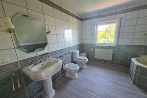 Lichtdurchflutete Wohnung (ca. 245 m² ) mit sehr großer Terrasse und eigenem Garten zu vermieten – Die vollständige Adresse der Immobilie erhältst du vom Anbieter., 65468 Trebur – Vorschaubild 15