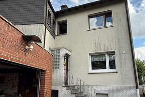 Ein Haus viele Möglichkeiten! Charmantes Zweifamilienhaus mit viel Potential auf großem Grunds – Die vollständige Adresse der Immobilie erhältst du vom Anbieter., 59174 Kamen – Vorschaubild 3