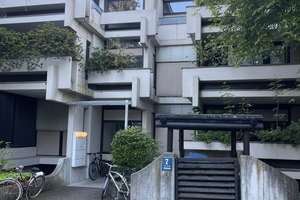 Wohnen in Alt Solln - Stilvolle 2-Zimmer-Wohnung mit zwei Terrassen