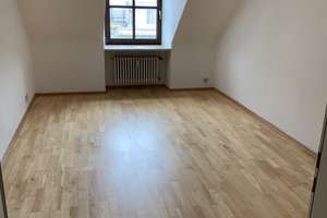 Dachgeschoss, 2,5 Zimmer, U-Bahn Rotkreuzplatz 50m, Grünwaldpark 250m – Volkartstraße 10, 80634 Neuhausen, München – Vorschaubild 8