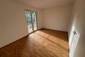 Löbtau: Neubau / 2-Zimmer Wohnung / Einbauküche / 2 Balkonen / Keller / Tiefgarage – Reisewitzer Straße 15, 1159 Löbtau-Süd, Dresden – Vorschaubild 4