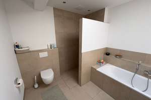 Penthousewohnung mit großer Dachterasse : Großzügige 4-Zimmer-Wohnung in Krefeld mit Blick ins Grüne – Grenzstraße 140, 47799 Cracau, Krefeld – Vorschaubild 10
