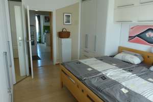 Helle 3,5-Zi.-Altbauwohnung mit Balkon, Kaminofen & unverbaubarem Weitblick in Sendling – Holsteiner Str. -, 81377 Am Waldfriedhof, München – Vorschaubild 11